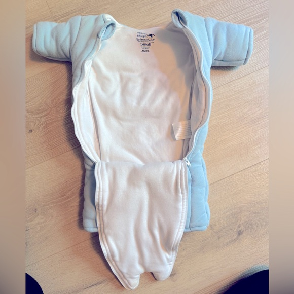 Baby Merlin’s The Magic Sleepsuit, blue, small, like-new - Picture 4 of 8